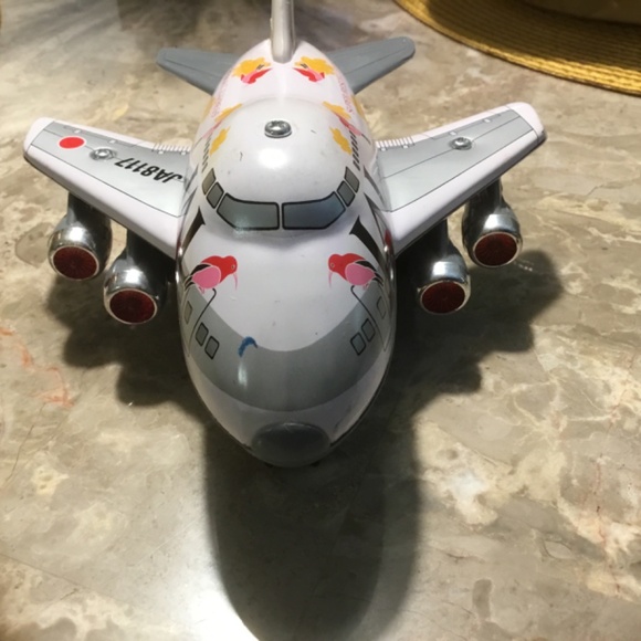 Japan Airlines (Pull Back) Toy - Picture 16 of 16